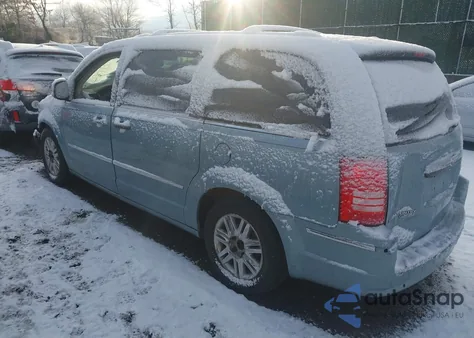 2008 Chrysler Town & Country Limited z USA, uszkodzony, nr VIN 2A8HR64X28R717982